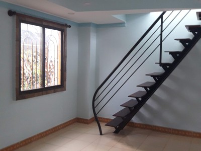 Cho thuê nhà hẻm xe hơi giá rẻ trung tâm phường 25, quận bình thạnh 3