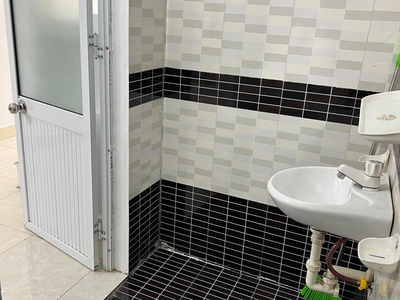 Bán nhà 1.5 tầng ngõ phố Lê Viết Quang, ph Ngọc Châu, TP HD, 45m2, 2 ngủ, 2vs, ngõ oto 8