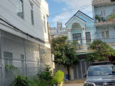Bán nhà 2 mặt tiền, sổ riêng, cạnh chợ Phú Phong- ĐT743 - Bình Chuẩn- Thuận An - Bình Dương 6