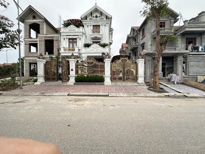 Bán biệt thự phú lương, hà đông, 228 m2, full nội thất xịn, vị trí đắc địa, hiếm bán, nhỉnh 25 tỷ 2
