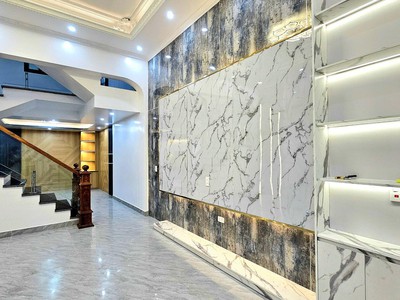 Nhà sân cổng quận lê chân gần aeon mall hơn 3 tỷ 2