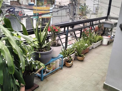 Chính chủ cần cho thuê nhà kinh doanh  lầu 1 mặt tiền trước nhà    - hoặc  nhà ở 4