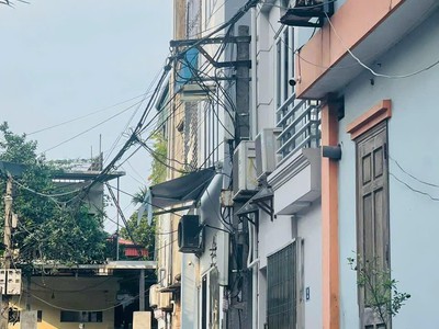 Chính chủ cần bán nhà tại ngọc thụy , long biên, hà nội. 0