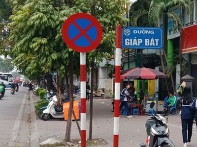 Bán nhà mặt phố Giáp Bát quận Hoàng Mai-54M 11TỶ-mặt tiền rộng-kinh doanh sầm uất 0