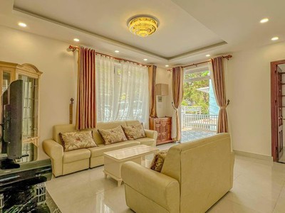 Cho thuê villa nghỉ dưỡng nam hồ p11 đà lạt 0