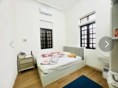 Bán nhà mặt phố adv, view sông hông, dt 119m2, mt6,3m, giá 23,5 tỷ. 4