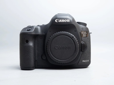 Canon EOS 5DIII  5D3  19795 0