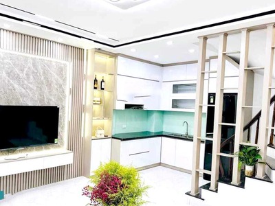 Bán nhà thái hà - đống đa - 7 tầng- thang máy - ô tô 20m- 5pn - nhỉnh 8ty 3