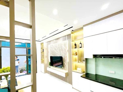 Bán nhà thái hà - đống đa - 7 tầng- thang máy - ô tô 20m- 5pn - nhỉnh 8ty 4
