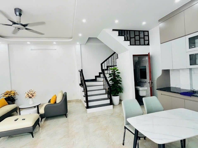Bán nhà 3 tầng 3 ngủ ngõ phố An Ninh, ph Quang Trung, TP HD, 44.6m2, nhà đẹp, giá rẻ 1