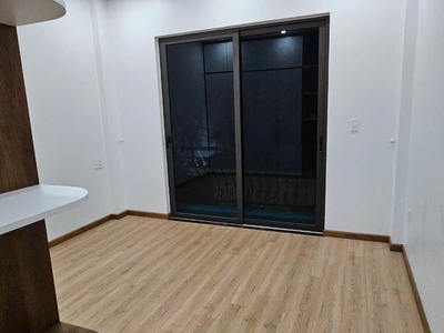 Bán nhà 4 tầng gần hồ Hòa Bình, ph Quang Trung, TP HD, 48m2, mt gần 4m, gara, 3 ngủ 5