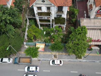 Cực hiếm duy nhất 1 căn biệt thư 5.2ha yên hòa, cầu giấy 400m2, 3 tầng, mt 17,5m, giá 123 tỷ. lh 1