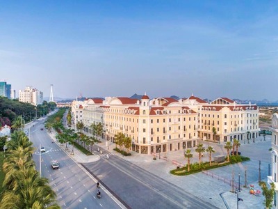 Bán căn shophouse 120m2   5 tầng mặt đường hạ long tiện làm khách sạn. giá 18,5 tỷ 2