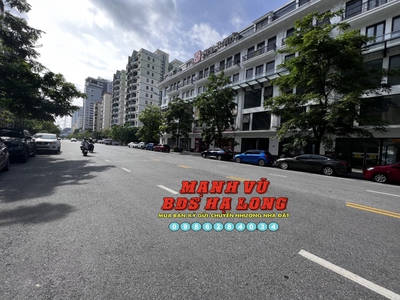 Bán gấp 2 căn nhà phố Việt Hàn mặt đường 25/4 Hạ Long 176m2x6t đã hoàn thiện cơ bản 2