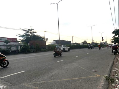 Mặt tiền nhà xưởng đường 12m - hơn 1300m2, ngang 17m - gần đại học nguyễn tất thành quận 12 - chỉ 0