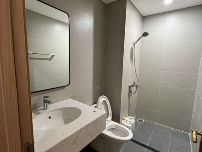 Nâng tầm tiêu chuẩn sống chỉ 7,4tr ở trong biệt thự 5 tầng 2