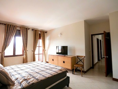 Cho thuê dài hạn nhà/ biệt thự/ villa có hồ bơi khu mũi né domaine, phường phú hài, tp. phan thiết, 1