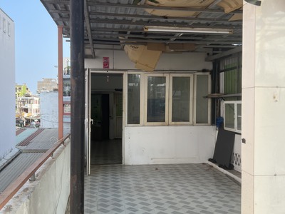 Cho thuê nguyên lầu 2, giá rẻ mặt tiền đường phạm thế hiển, phường 4, quận 8 2