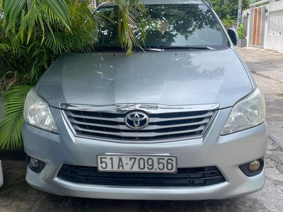 Bán Xe Toyota Innova - 2013 - Giá 300 Triệu . 1
