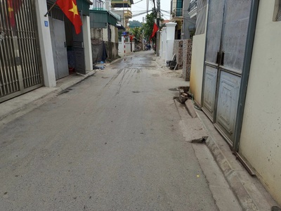 Bán đất vũ xuân thiều. 68m2   mt 12m   6 tỷ. phân lô, gần ô tô 0