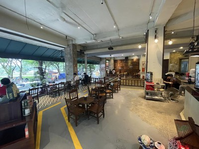 Cho thuê mặt bằng quán cafe tầng 1 2 tổng diện tích sử dụng 2 tầng 300m có thang riêng 2