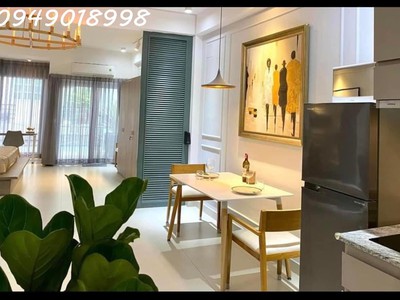 Nhà đẹp đường bàu cát p14 tân bình, 1 trệt 3 lầu, dt 72m2, giá 20tr/tháng. 3