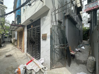 Bán gấp đất cực đẹp rẻ tại ngõ 305 ngọc thuỵ - long biên 2