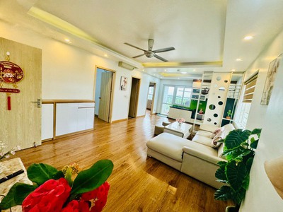Cần bán căn hộ góc rộng 80m view Hồ, full nội thất mới, giá 2.4 tỷ tại KDT Thanh Hà Cienco 5 0