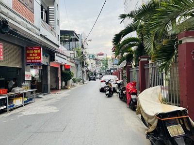 Bán nhà mặt đường 135m2 Dân Lập, Lê Chân, Hải Phòng. MT: 4,6m. Giá: 5,6 tỷ 0
