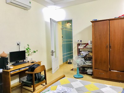 Bán nhà Linh Xuân thủ Đức đi định cư 4 tầng HXH 58m2 chỉ hơn 4 tỷ 5