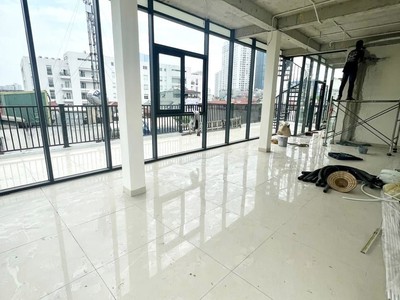 Cho thuê 200 - 500m2 tầng 1 trung tâm thương mại trương định plaza, 18 mét mặt tiền phố trương định 1