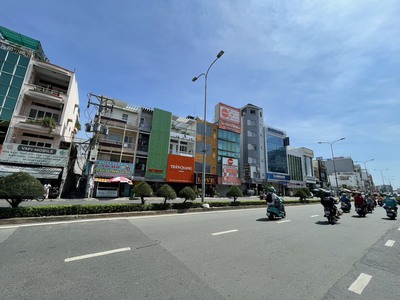  Siêu Phẩm Trung tâm Bình Thạnh. Nhà 7 tầng 1