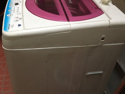 Cần bán máy giặt lồng đứng toshiba 8,2kg  Thai Lan 2