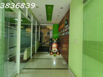 Mtkd khu tên lửa, bình trị đông b, ngay aeon mall, 5 tầng, có hầm dt 150m2 - ngang khủng 6x25m 0