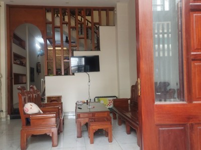 Bán nhà đường ngô chí quốc, bình chiểu, thủ đức, ô tô đậu cửa, btkc đã hc, 4pn, chỉ 5tỷ9 còn tl 1