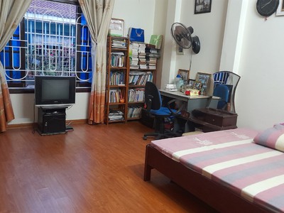 Cho thuê nhà 4 tầng 1 tum tại ngõ 337 đường Phạm Văn Đồng, Bắc Từ Liêm 4