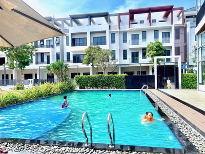 Cho thuê nhà nguyên căn hoàn TT Bến Lức - Căn góc 187m2, hướng đông nam, giá 11tr/tháng 7