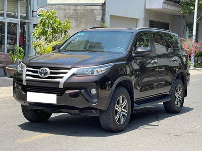 Bán xe Toyota Fortuner 2021, số sàn, máy dầu, màu nâu 2