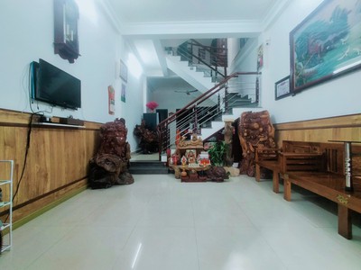 Mặt tiền bình hoà 60m2, 3 tầng đẹp xịn nhỉnh 4 tỷ 2