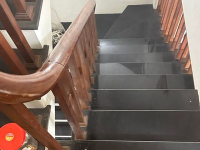 Nguyễn văn linh nhà 42m2, 4 tầng, mặt tiền 3.6m, 4.1 tỷ long biên 4