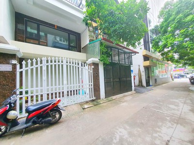 CC cho thuê nguyên căn 8 ngõ 18 nguyễn khuyến văn quán, HĐ 0