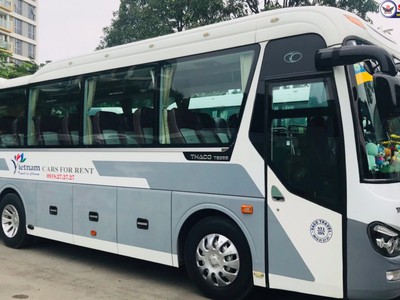 Cho Thuê Xe Du Lịch Giá Tốt Tại TP. Hồ Chí Minh - SacoTravel 1