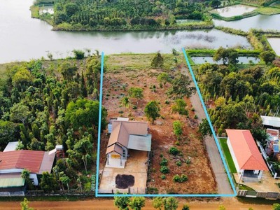 Cần Bán lô đất Thị Xã Chơn Thành, Bình Phước . Sổ hồng 225m2 giá 390 triệu. 0