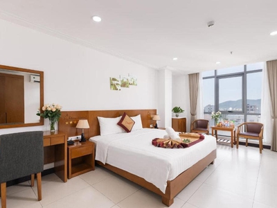 Cho thuê khách sạn đường Loseby. Đà Nẵng cách bãi tắm Phạm Văn Đồng 150m. 2