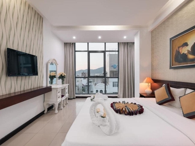 Cho thuê khách sạn đường Loseby. Đà Nẵng cách bãi tắm Phạm Văn Đồng 150m. 5