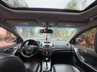 Tôi cần bán chiếc xe ô tô Kia Forte 1.6SLI SX 2010 màu bạc Số Tự Đông 3