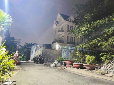 82m2 đất-   4 x 20 m   đ. vườn lài,  an phú đông, quận 12.  gía  : 4,5 tỷ tl, 0