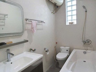 Bán nhà mặt phố trần hòa, định công, vỉa hè rộng, kinh doanh đỉnh, 70m2, 6 tầng thang máy 3