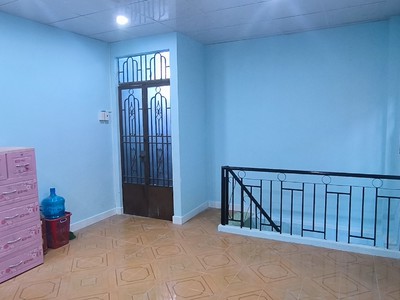 Cho thuê nhà mới sơn sửa  nội thất giá rẻ trung tâm phường 14, quận 3 0