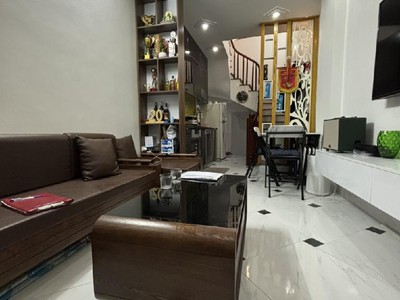 Nhà phố phùng hưng giảm chào 500tr, dt 38m2, 5 tầng giá 5.2 tỷ 1